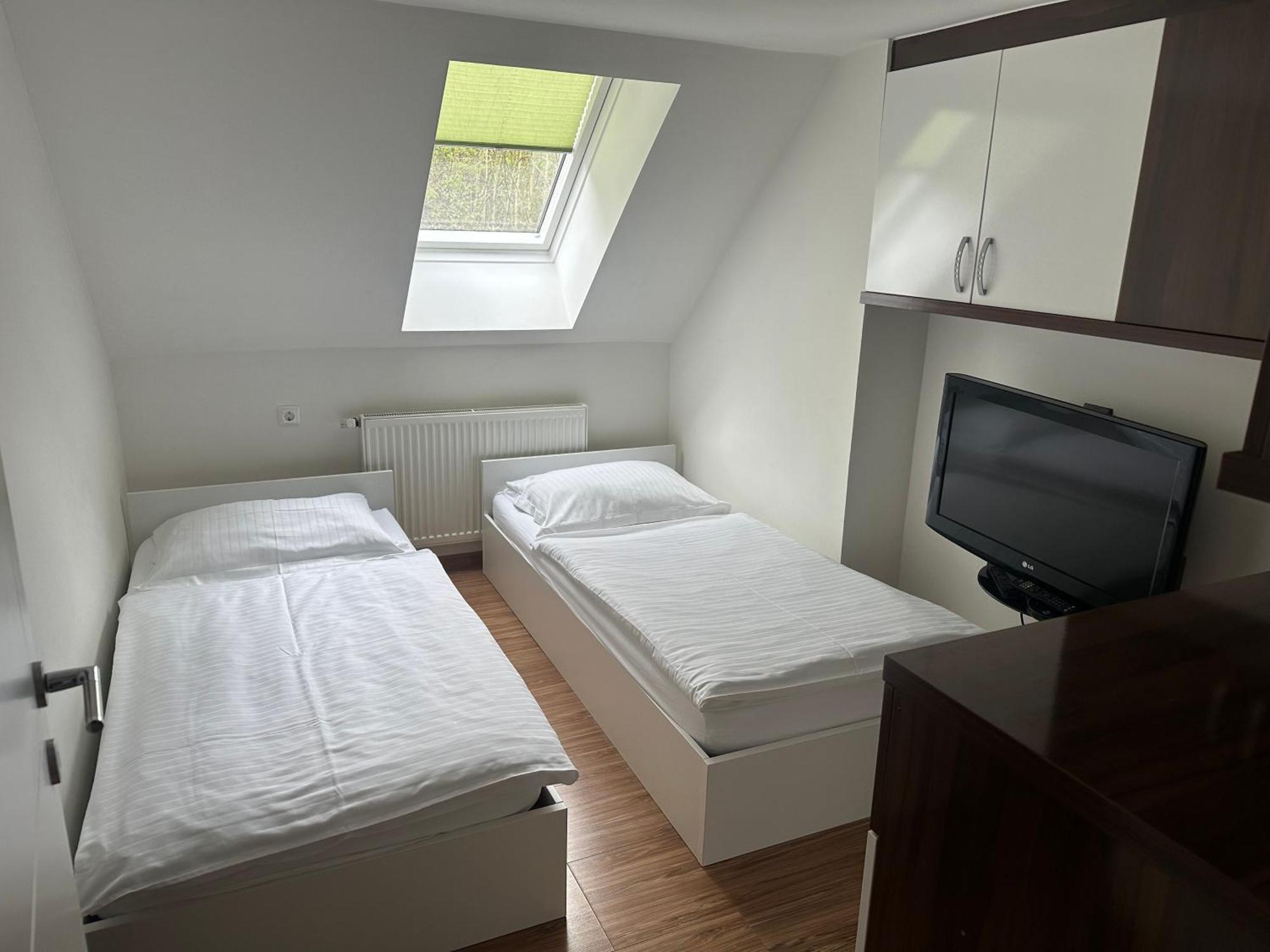 Domacija Vodnik & Apartments Cerklje na Gorenjskem Extérieur photo